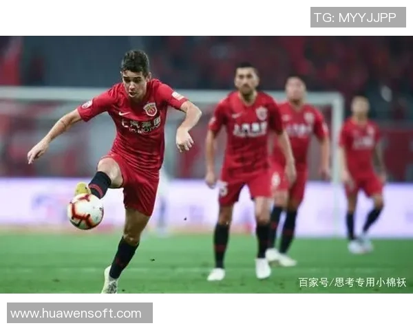 广州足球队强势领跑联赛积分榜以67分稳居第一位置